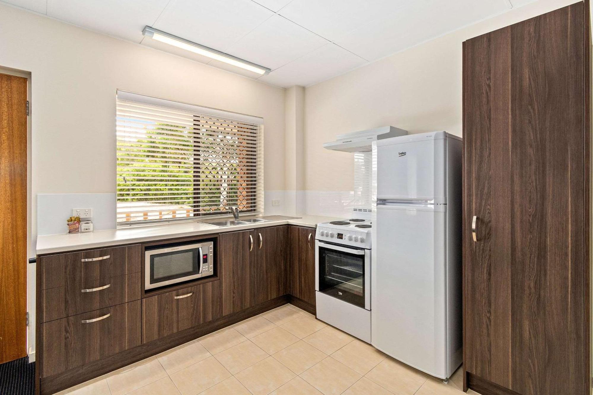 Quality Hotel Robertson Gardens Brisbane Exterior photo